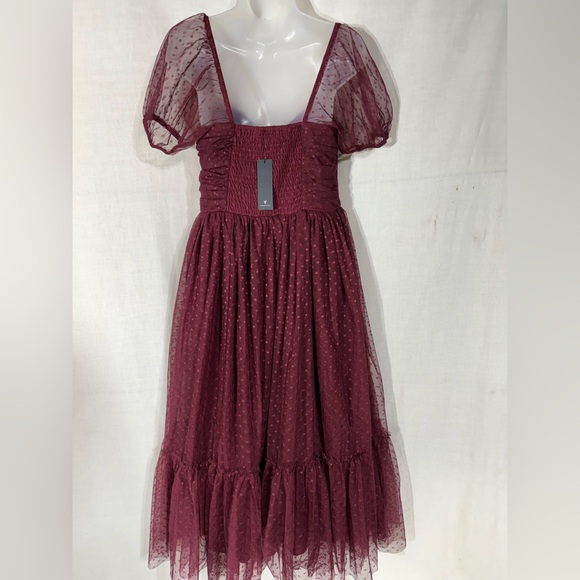 Lulu's Sweet Amor burgundy Tulle Swiss Dot Tiered Bustier Midi Dress Size Large - Picture 9 of 14